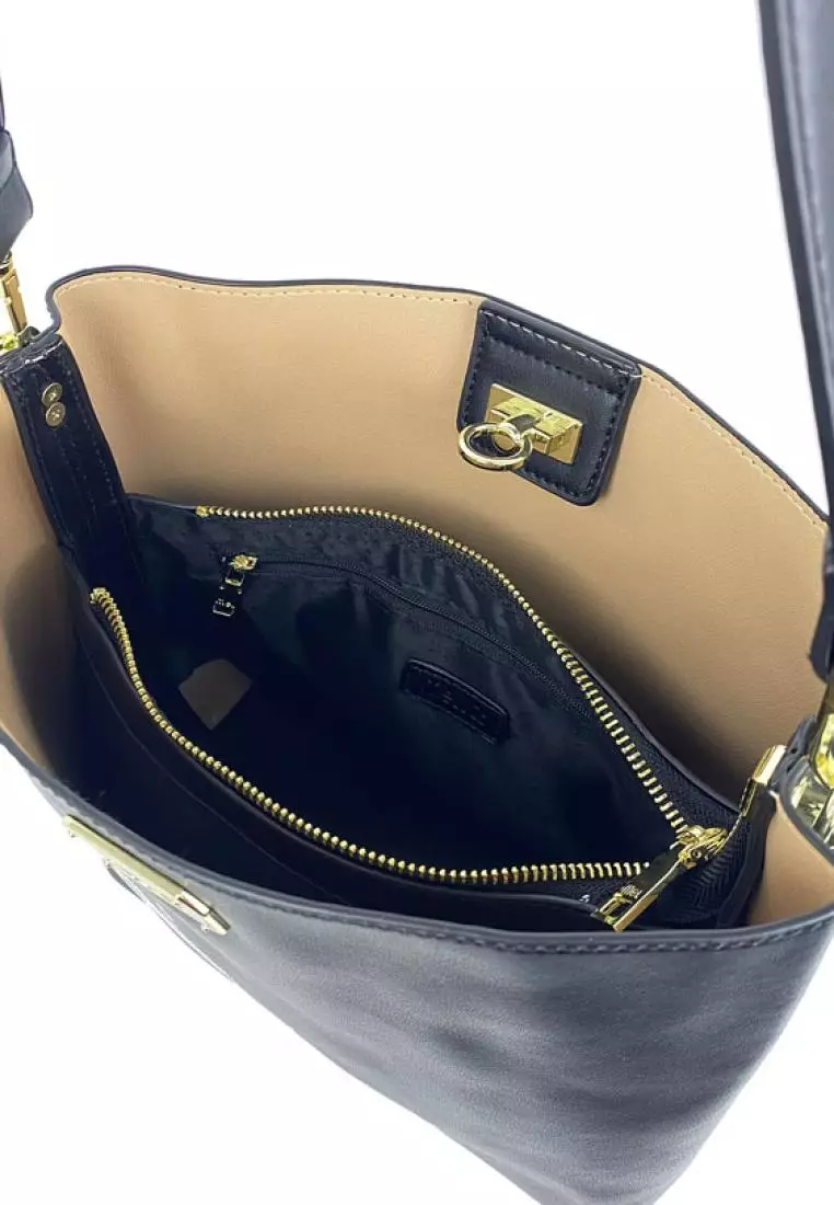 Buy Mel Co Flip Lock Shoulder Bag 2024 Online ZALORA Singapore