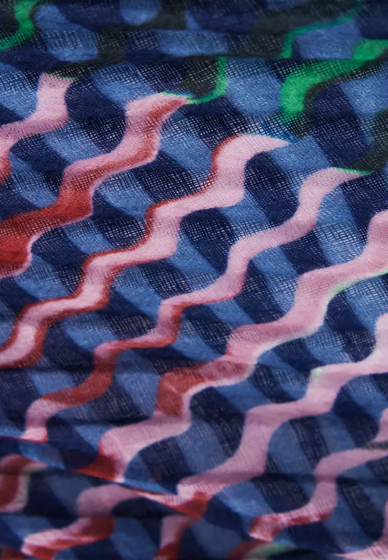 Rectangular bluestrip scarf