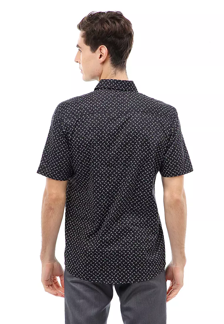 Dwan Atasan Kasual Kemeja Pria Slim Fit Lengan Pendek Motif Simple Material Cotton ORIGINAL - Black