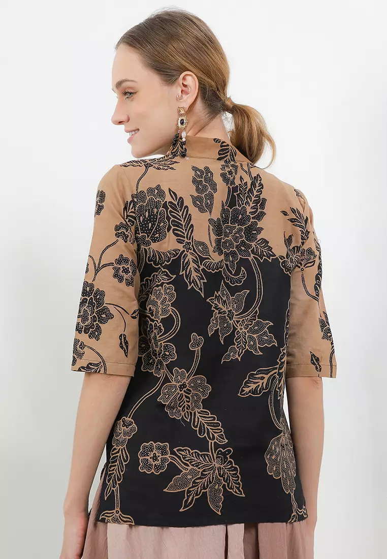 Blouse TieButton 3/4-length Sleeves