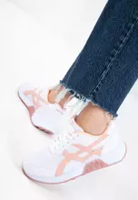 White/Powder