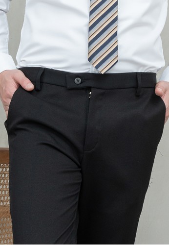 Jual House of Cuff Celana panjang pria slim fit kerja formal button celana bahan stretch Hitam Original Maret 2023| ZALORA Indonesia ®