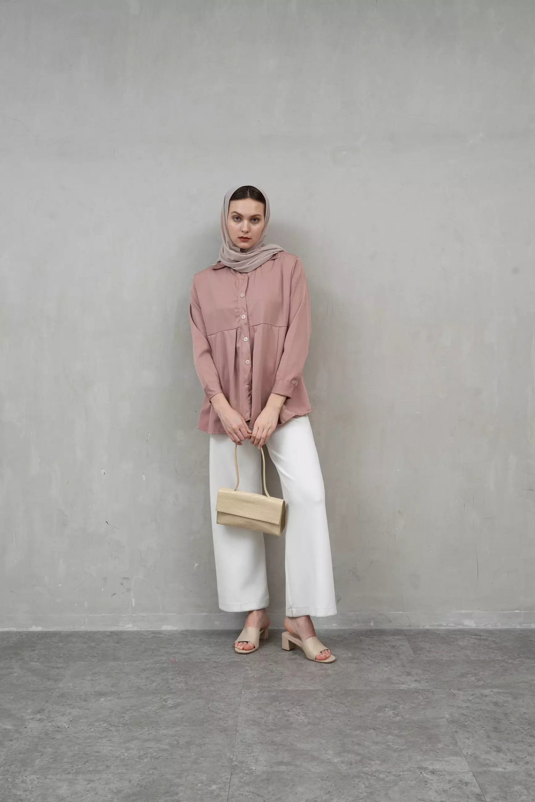 Houseofcuff Mars Top in Nude Kemeja Wanita