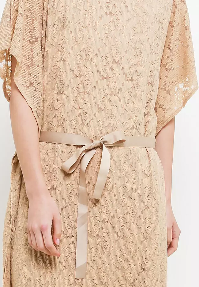 Self Tie Batwing Lace Kaftan