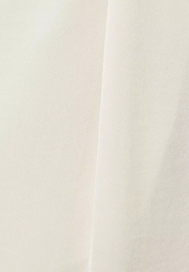 Carrot Cut Fabric Trousers Aerobin Satin Pocket Pleated Detailed