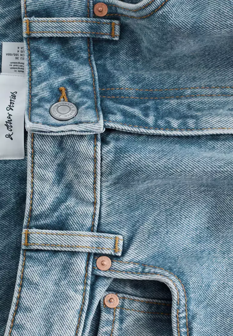 Tapered Jeans