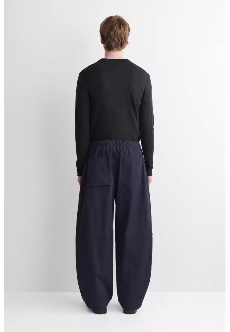 ELASTICATED RELAXED-FIT BARREL-LEG TROUSERS