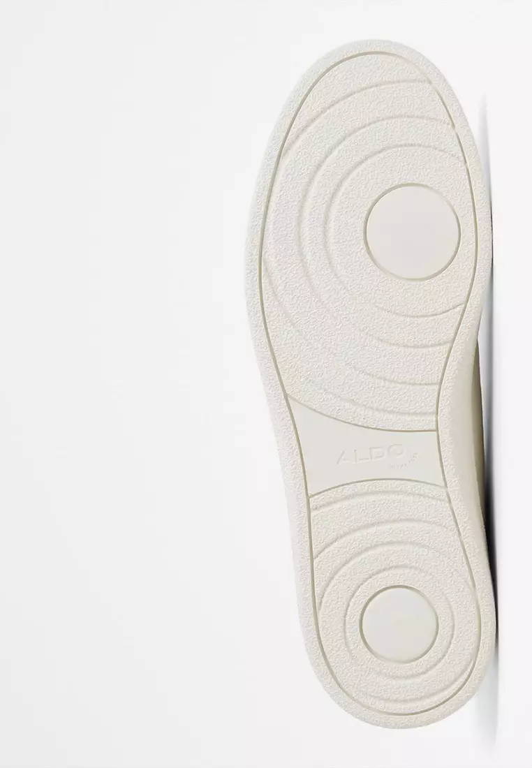 Curtis Low-Top Sneakers