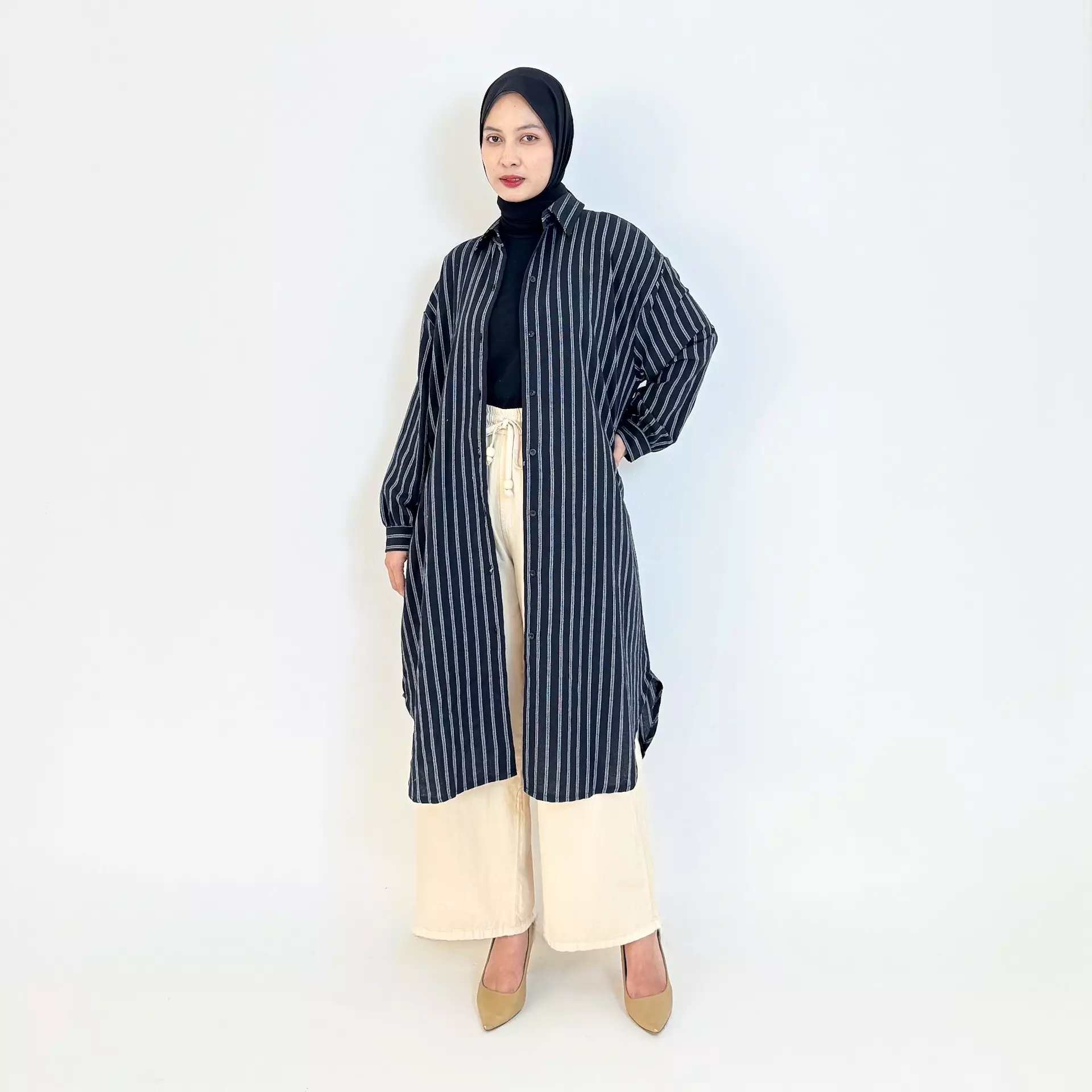 Nay Long Tunic (Kemeja Lengan Panjang Wanita) Hitam