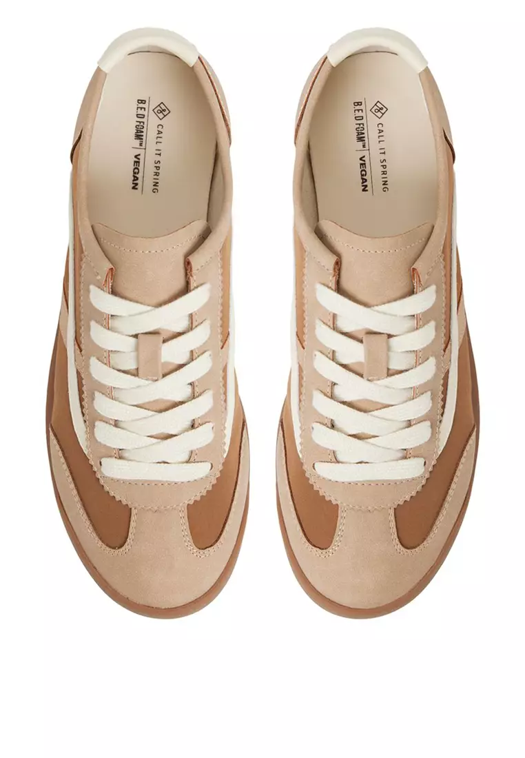 Beaa Sneakers