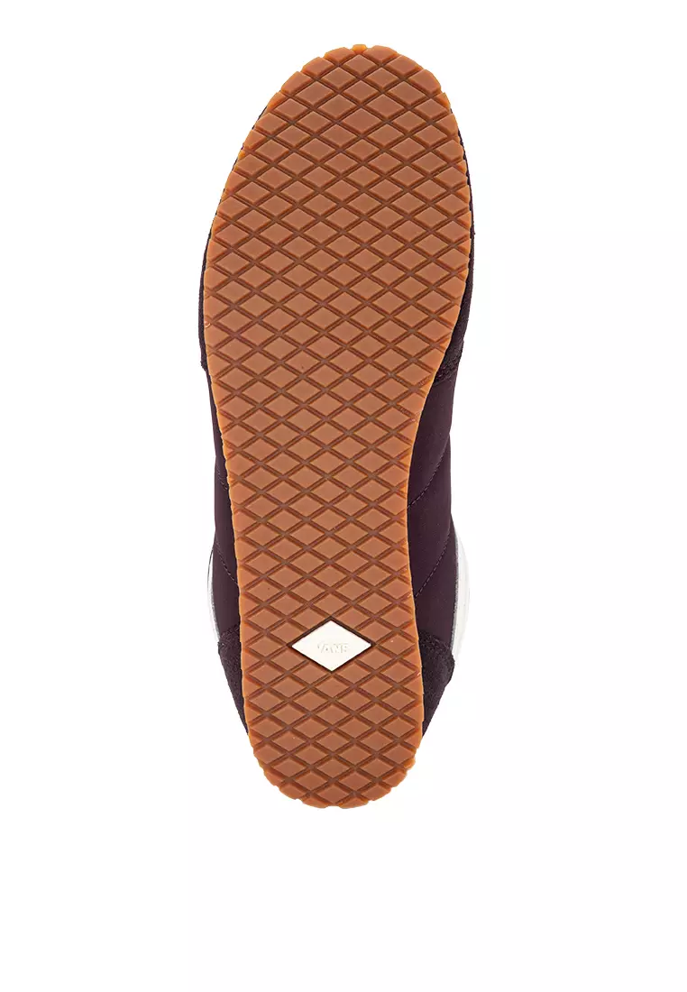 Super Lowpro Seasonal Sneakers