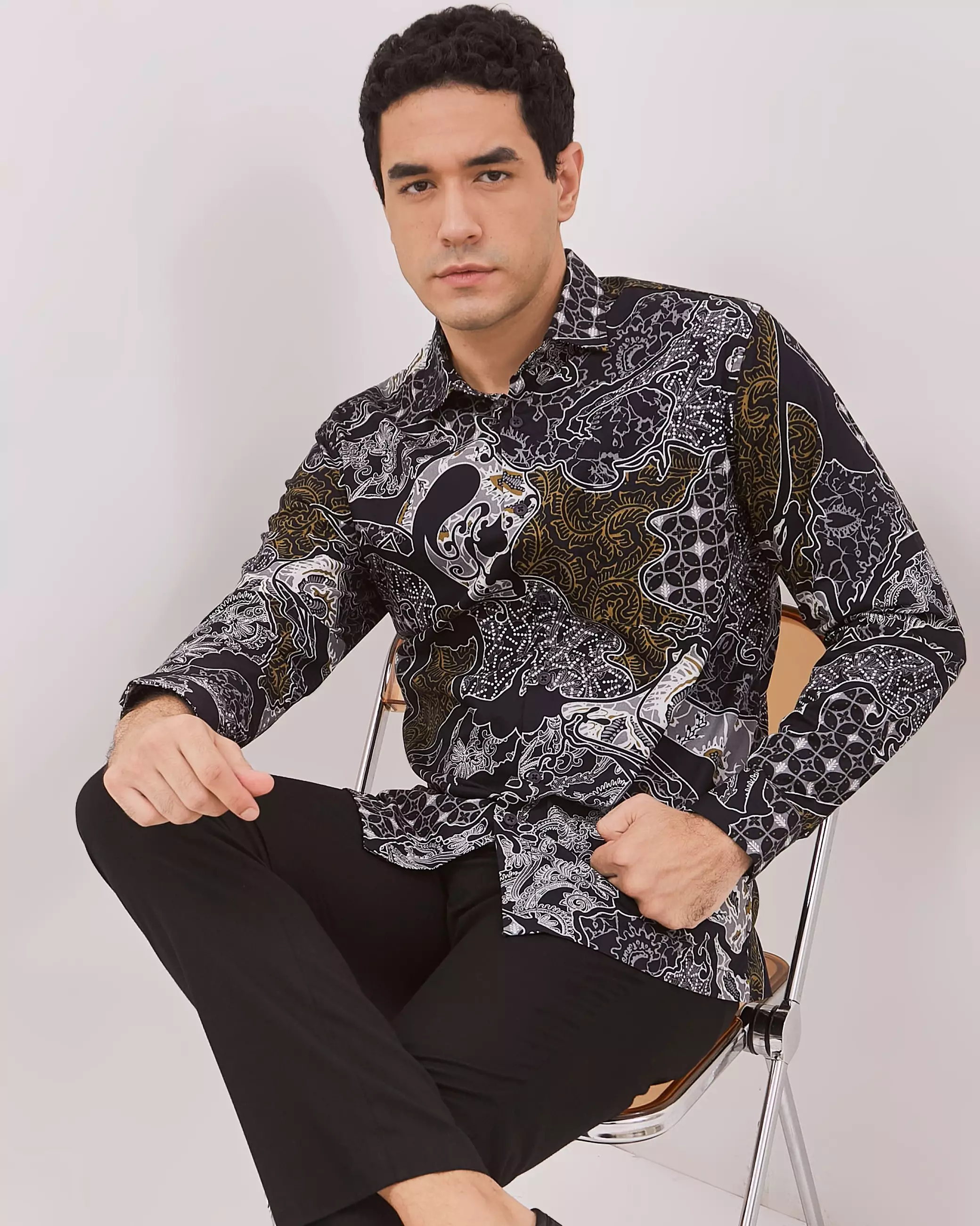 AMK Kemeja Batik Pria Lengan Panjang SHB Kundjang Ls Navy Blue