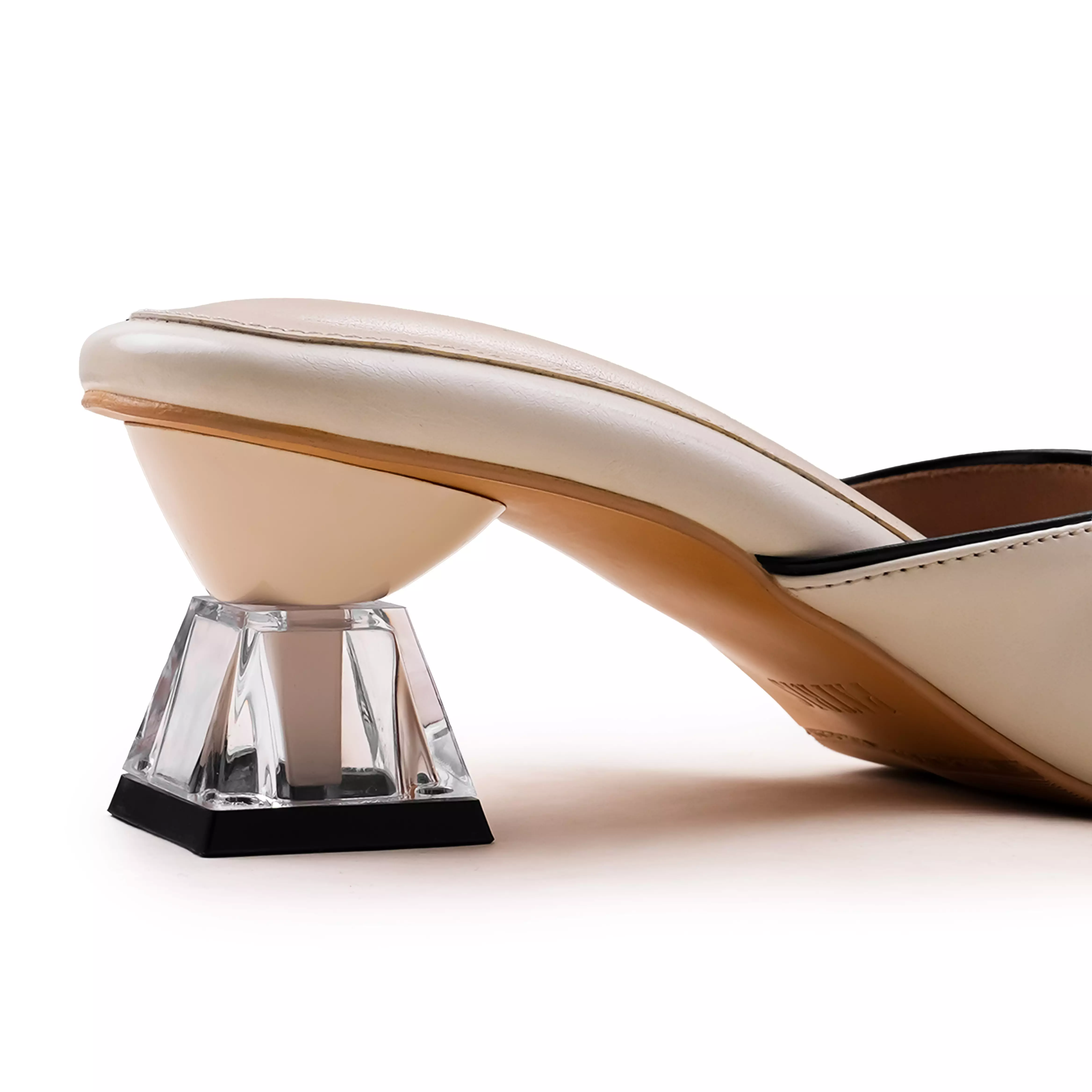 PATRIS Leona Minimalist Sandal Wanita Heels / Hak 6 Cm