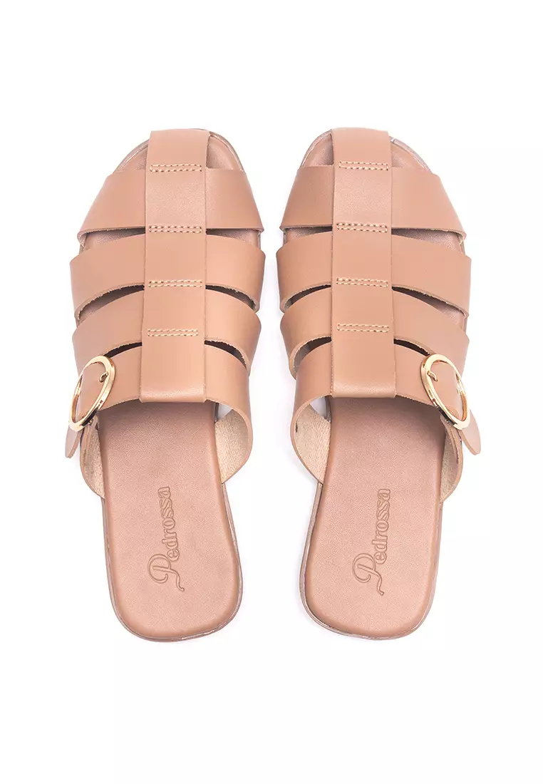Abigail Flat Sandals in Mocca