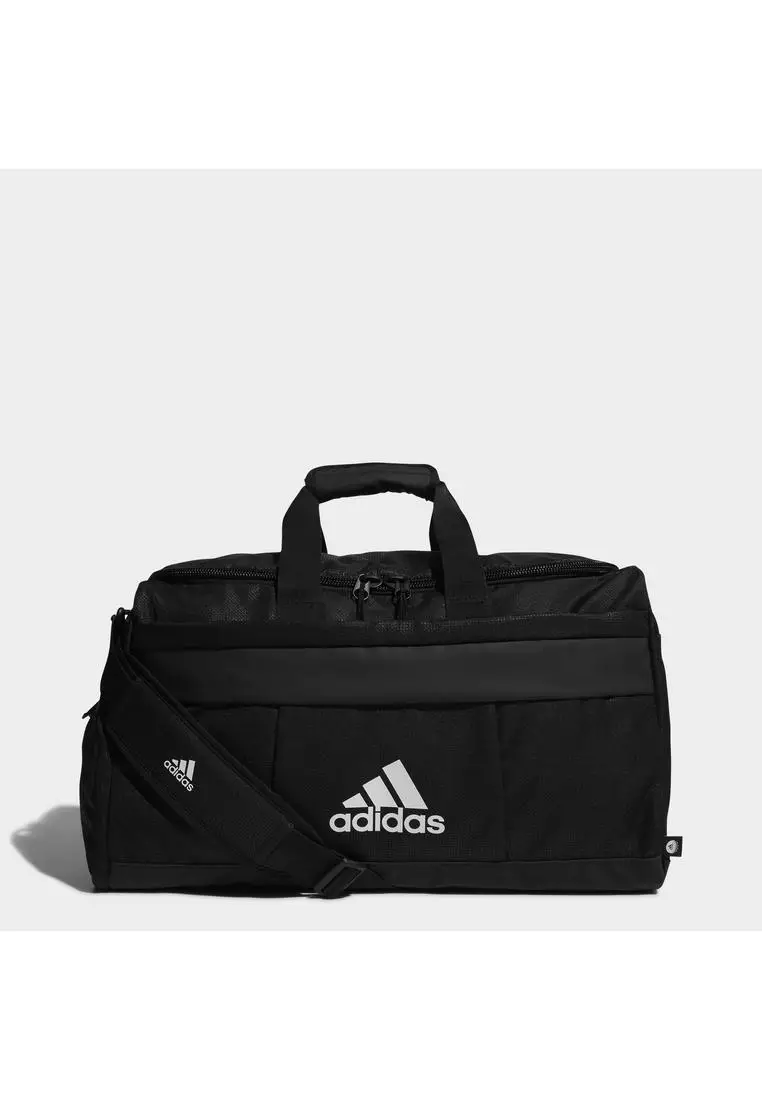 Weekend best sale bag adidas