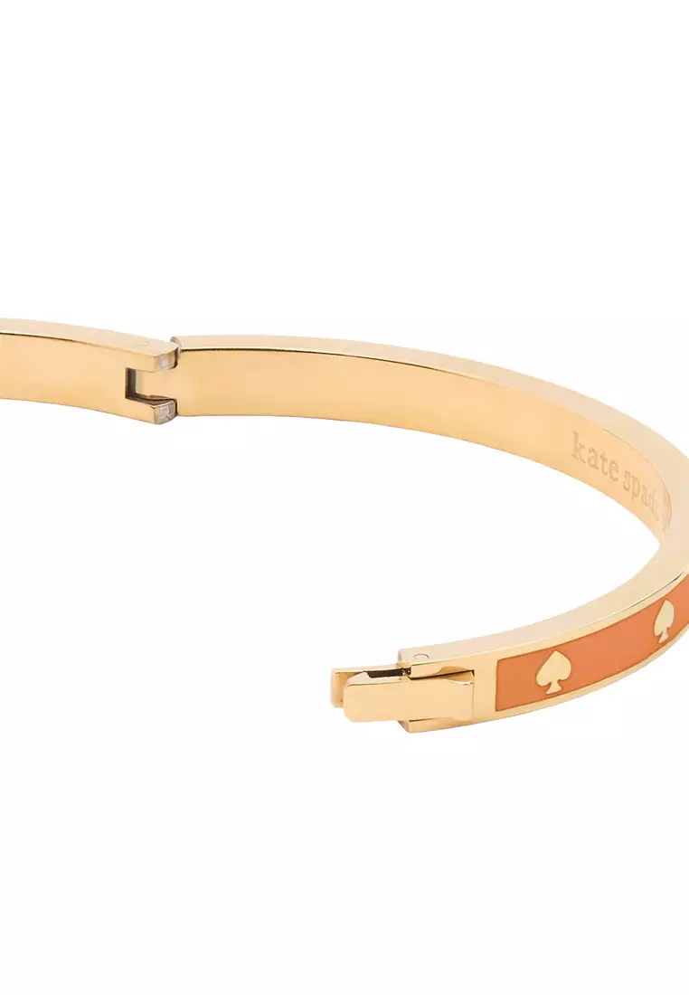 Spot the Spade Enamel Hinged Bangle Bracelet - Cayenne Pepper KJ727