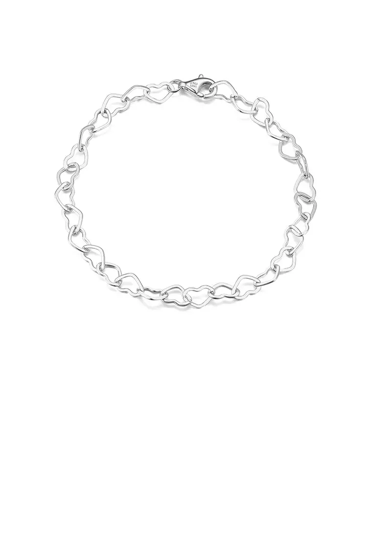Chain bracelet with heart outlet