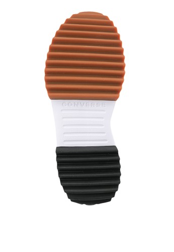 zalora run star hike