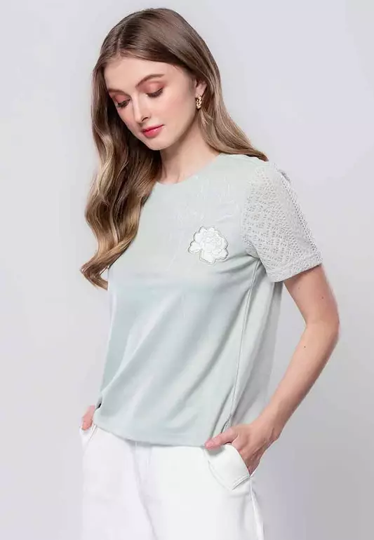 Cirelle Knitted Top with Floral Embroidery