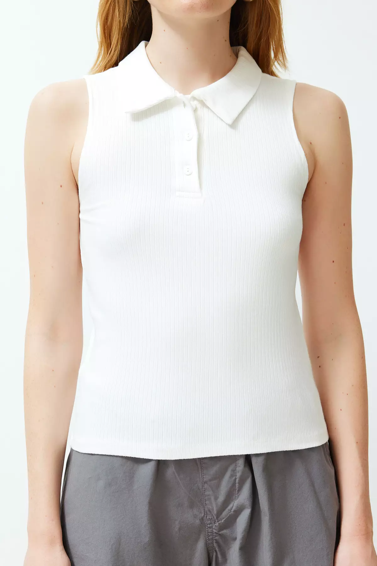 Sleeveless Collared Top