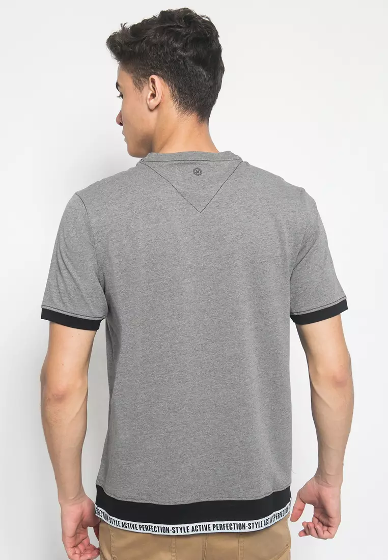 Johnwin - Kaos Casual - Kaos Pria - Kaos Lengan Pendek - Abu - Concert Live Music - ATS.622.M345.01.C-S/S