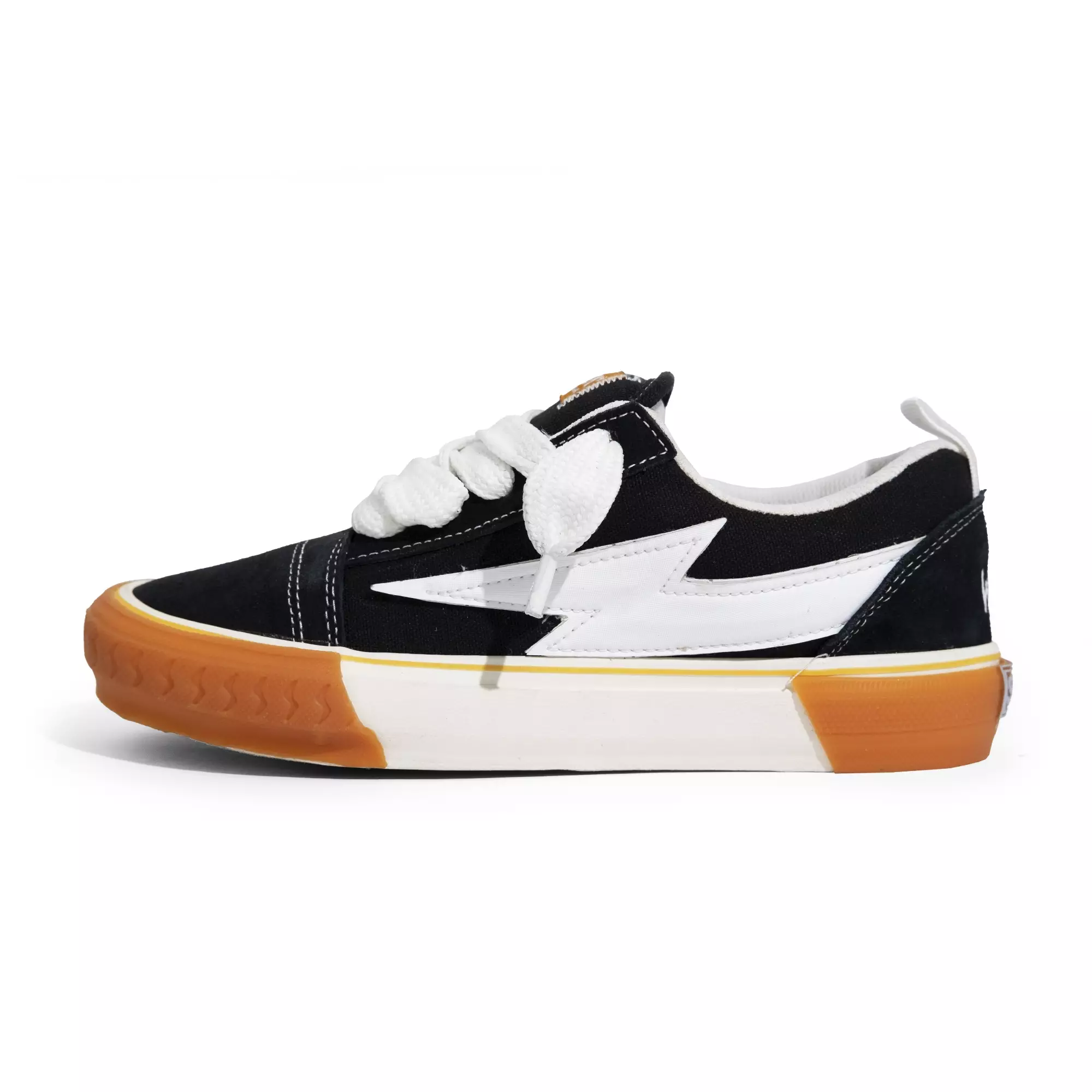 SABA Zeus Pro Black White Gum - Sepatu Sneakers Pria Wanita