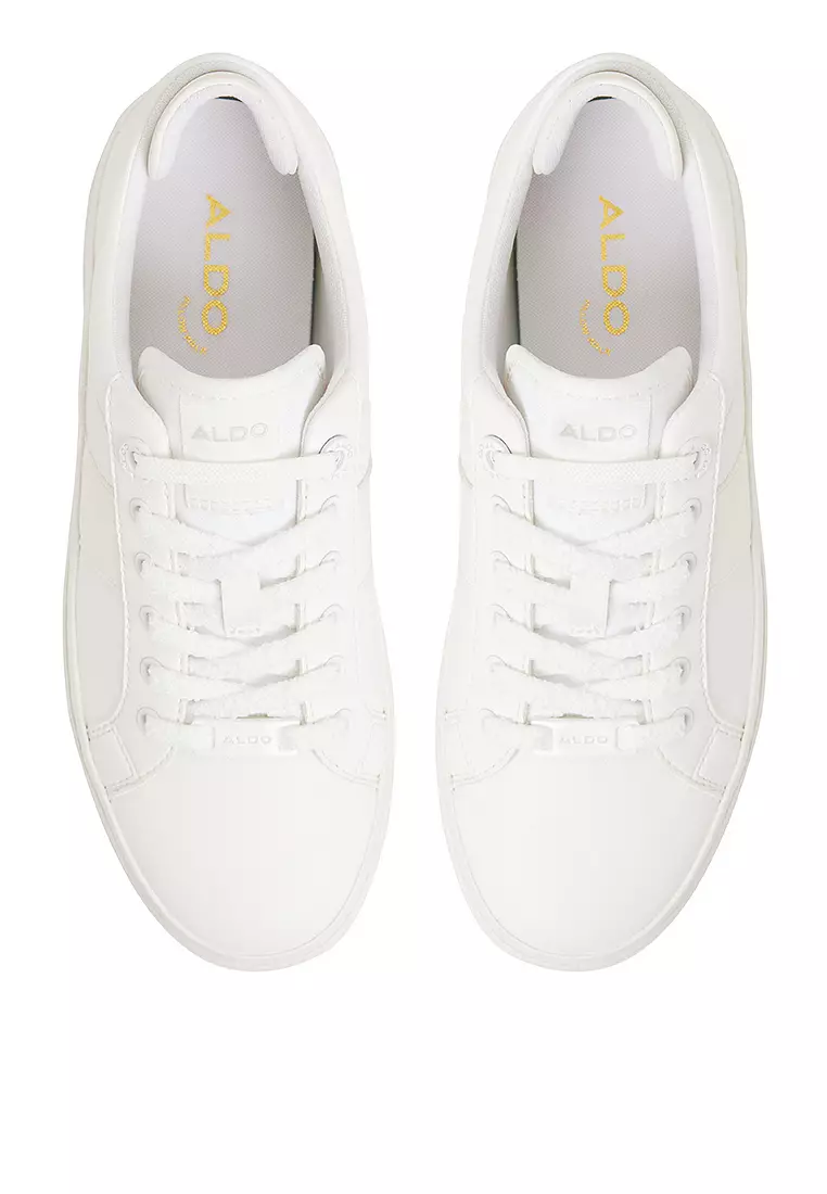 Brynlee Sneakers