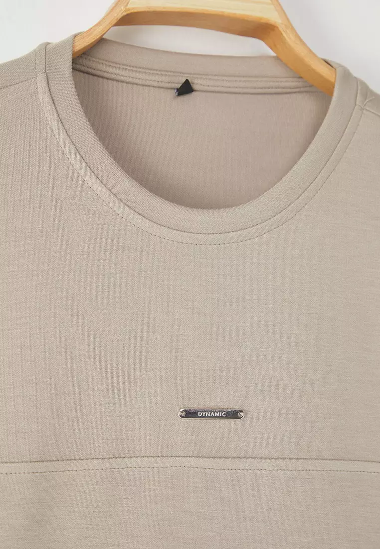 stone Oversize/Wide Cut Metal Label Detail Soft Tissue Interlock Fabric T-Shirt TMNSS25TS00105