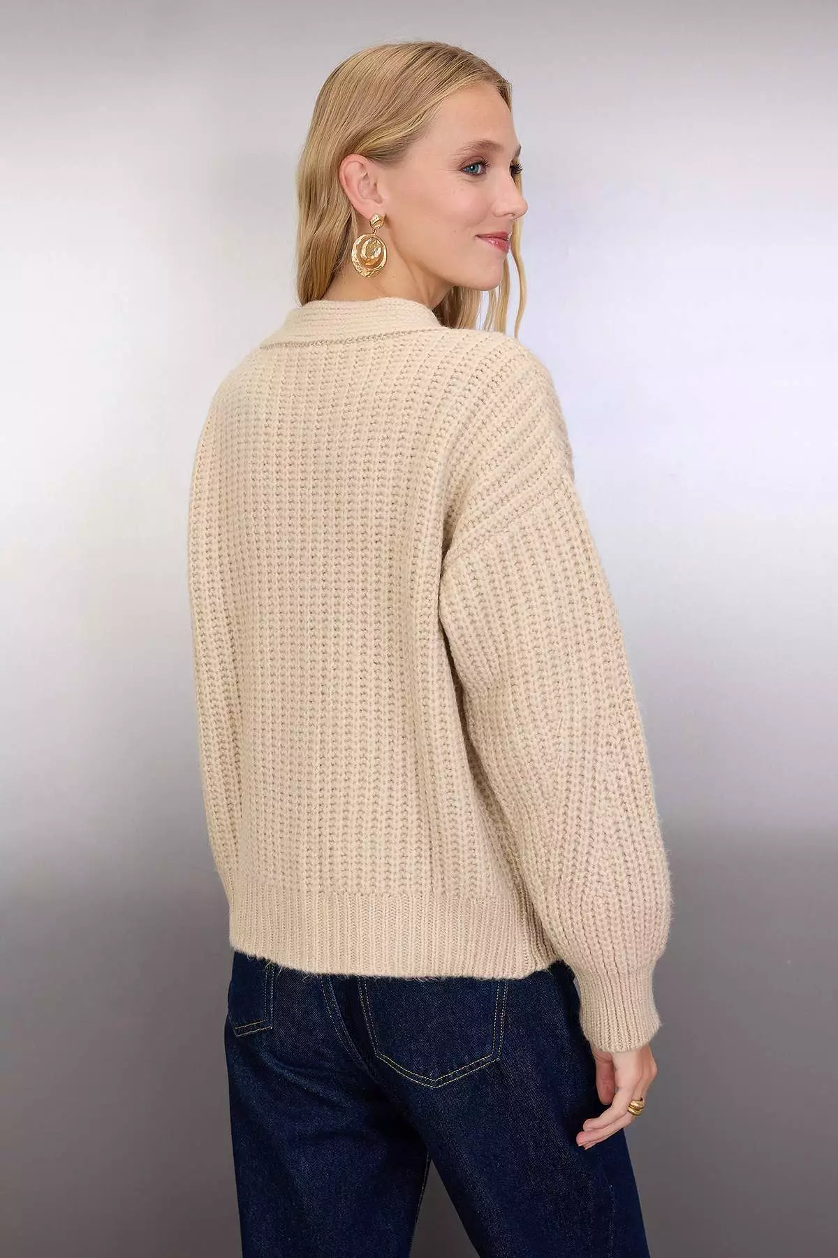 Beige V-Neck Wide Pattern Knitwear Cardigan