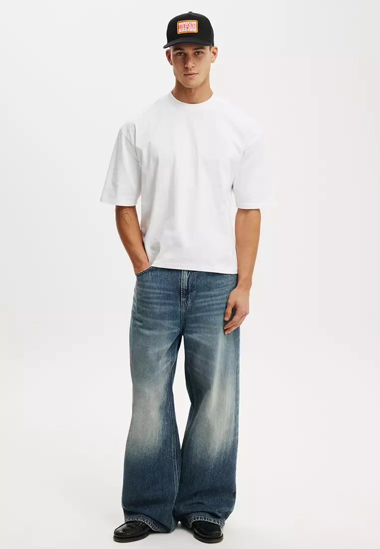 Cropped Fit T-Shirt