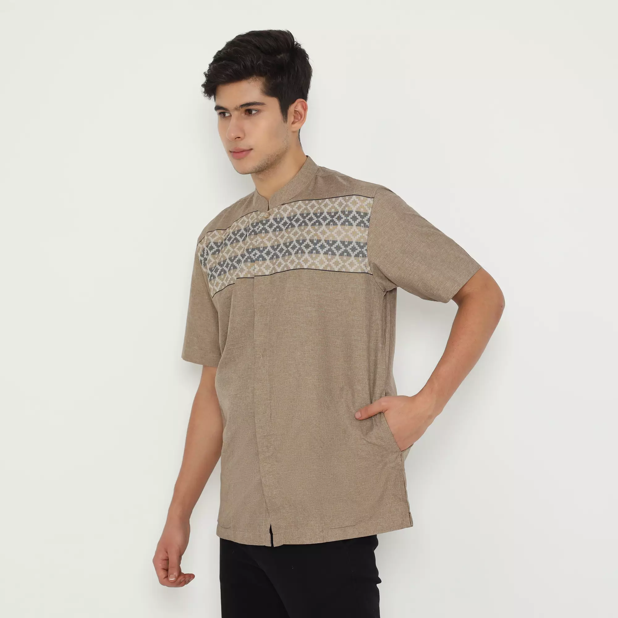 Platini Kemeja Pria Koko Shanghai Lengan Pendek Katun Brown 931349.39