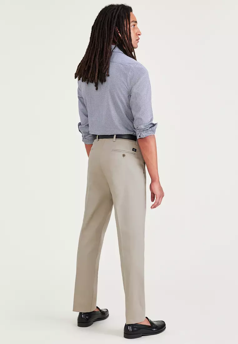 Buy Dockers Men's Signature Iron Free Khaki Slim Fit Pants A5209