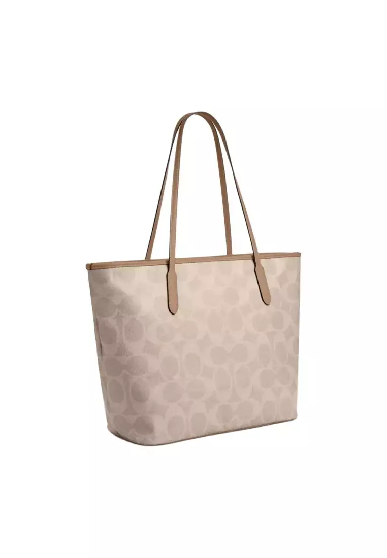 Large City Tote Bag In Maxi Signature Canvas CCD66