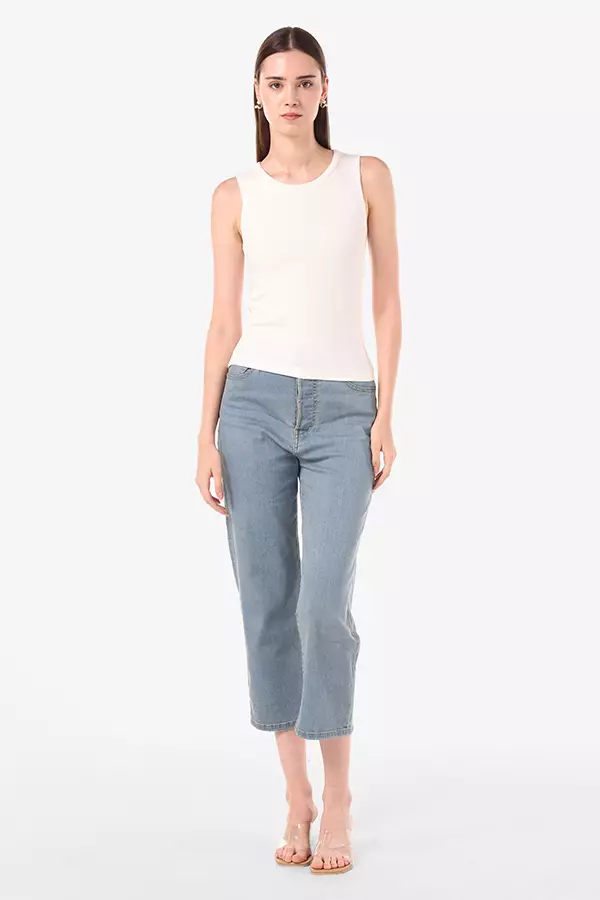 Minimal Desta Top White Warna White