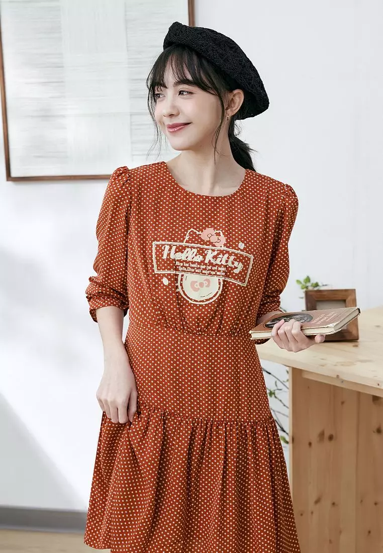 KITTY拿鐵咖啡系列．咖啡豆圓點印花後綁帶雪紡洋裝《KB1404》