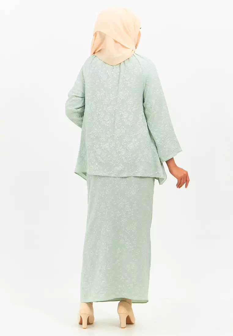 Gelak Tawa Kurung Modern