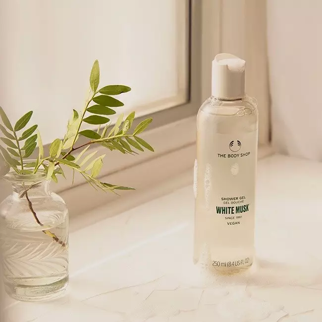 Jual The Body Shop White Musk Shower Gel 250Ml Original 2025 | ZALORA ...