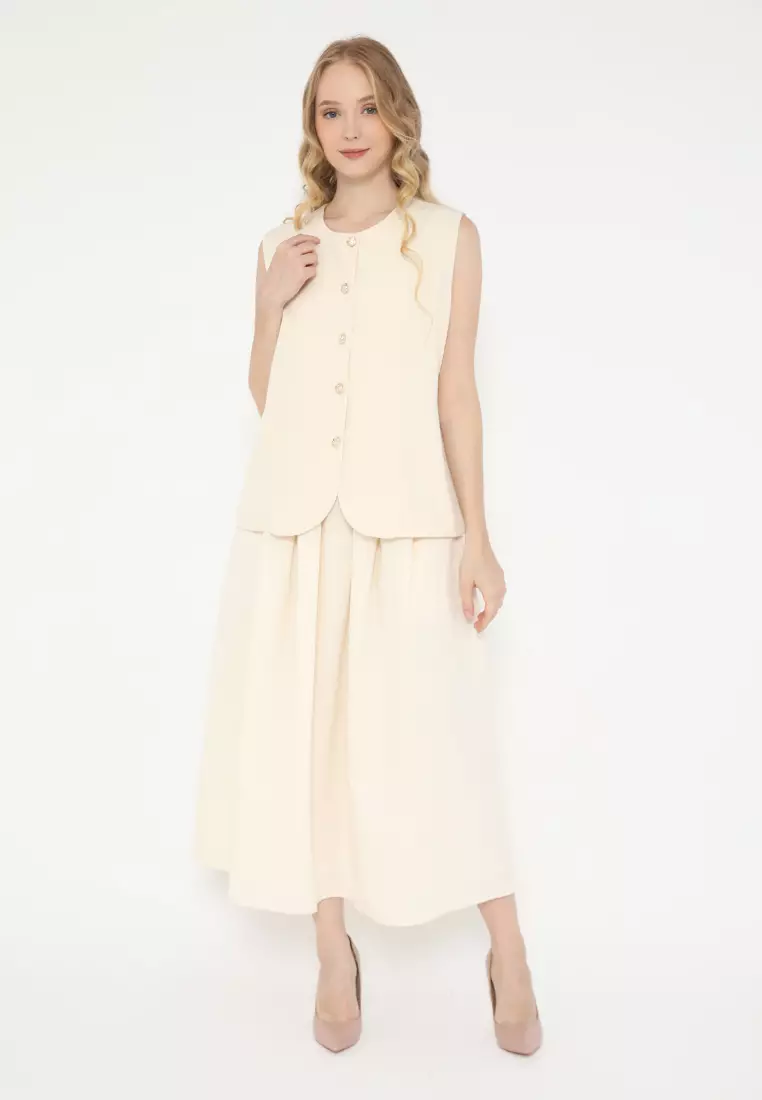 Plain Vest With Rose Button In Cream By Brilliant Girl Warna CREAM