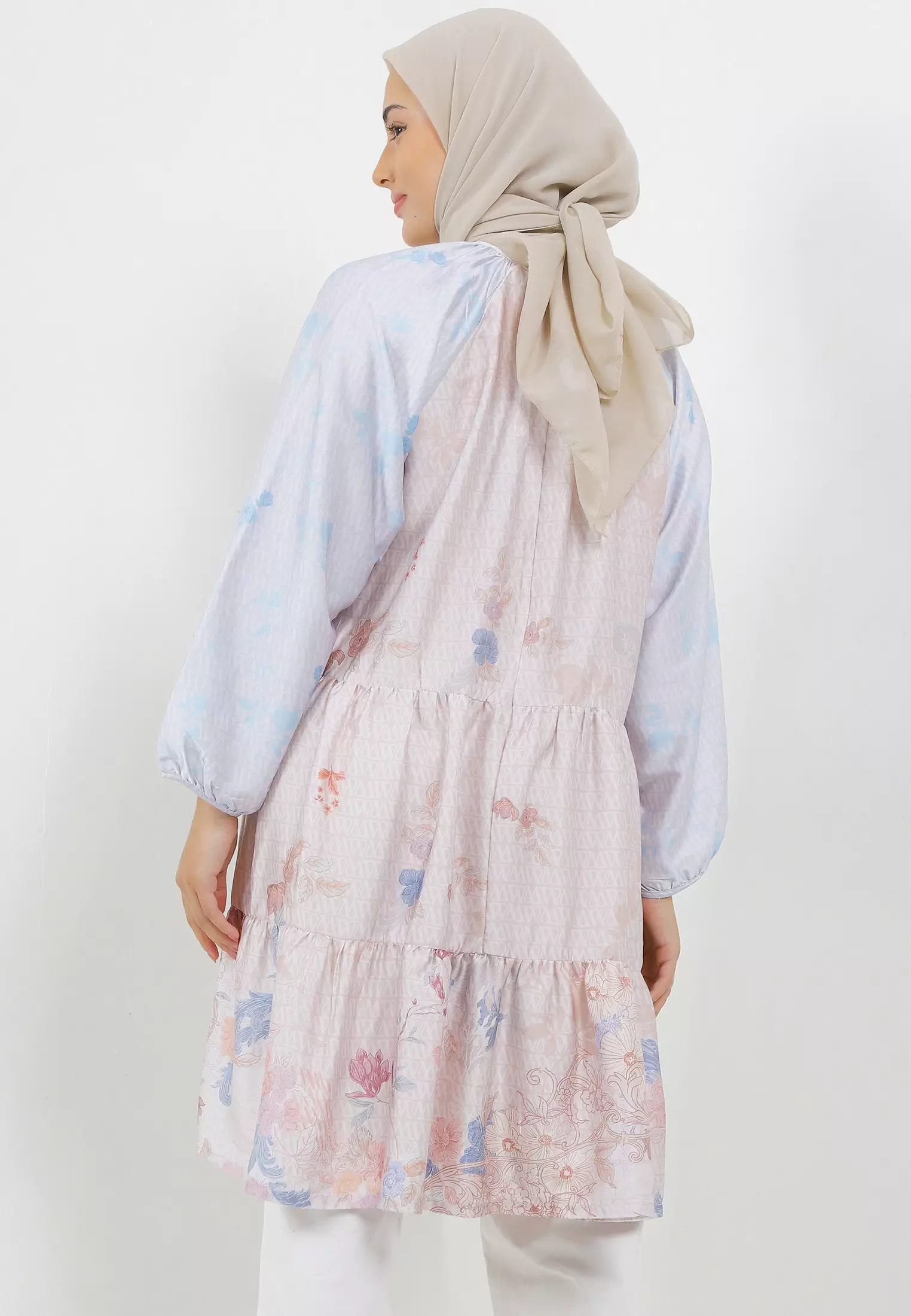 MFMW Blume Tunik Peach Motif Bunga