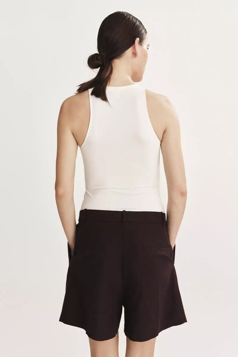 Tailored linen-blend shorts