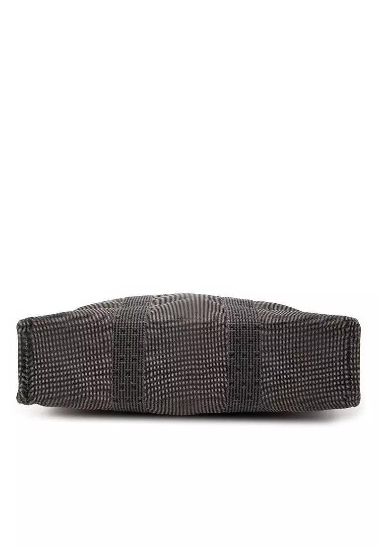 Pre-Loved Hermès Canvas Herline Mm