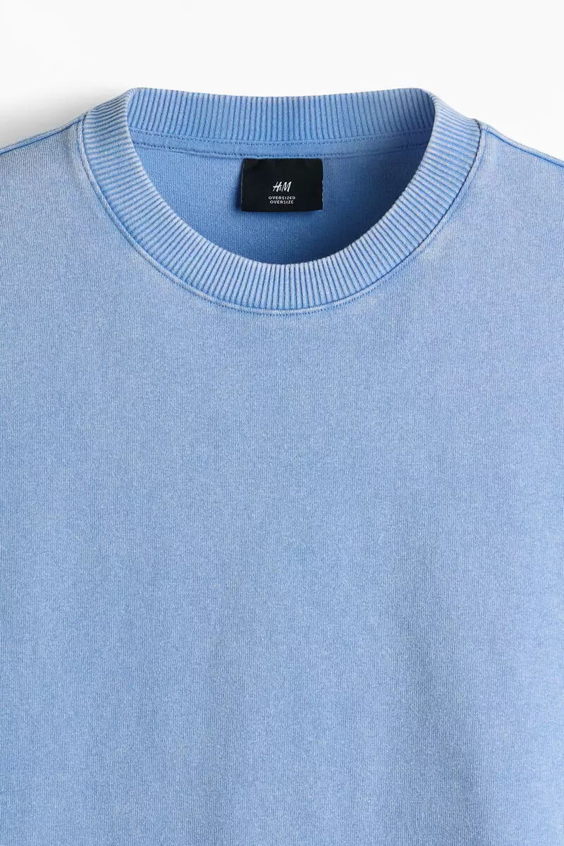 Oversized Fit Boxy-style t-shirt