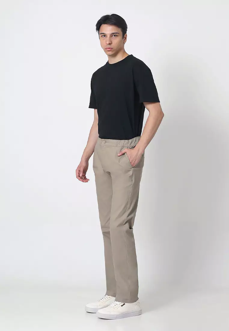 Celana Panjang Chinos Pria Reguler Fit BRISTOL KHAKY Celana Chino Pria Reguler Fit