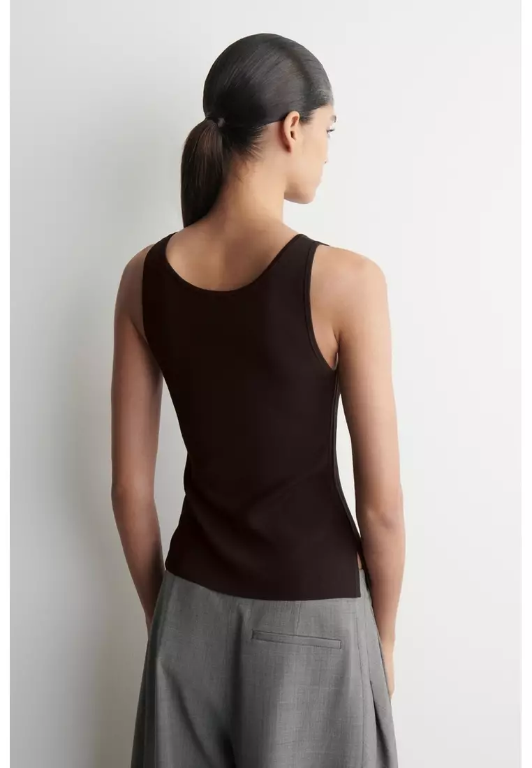 KNITTED SCOOP-NECK TANK TOP
