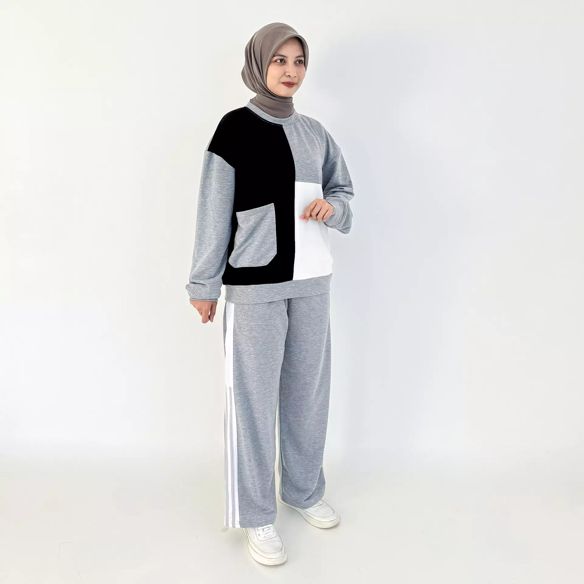 Gita Training Set Pocket | Setelan Olahraga Wanita Size M-XXL ABU MUDA