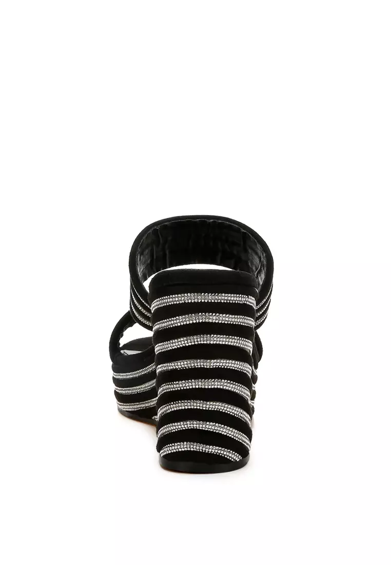 Sandal Wedges Berhias Berlian Imitasi dalam Warna Hitam