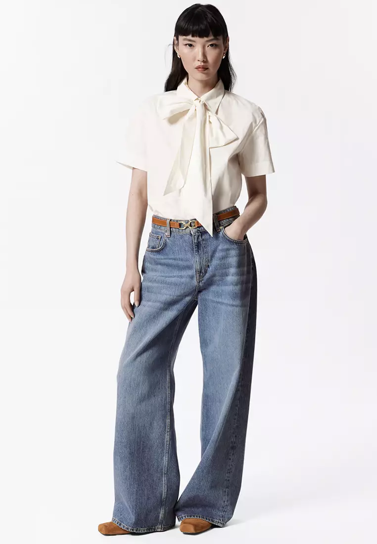Relaxed Wide-Leg Jeans