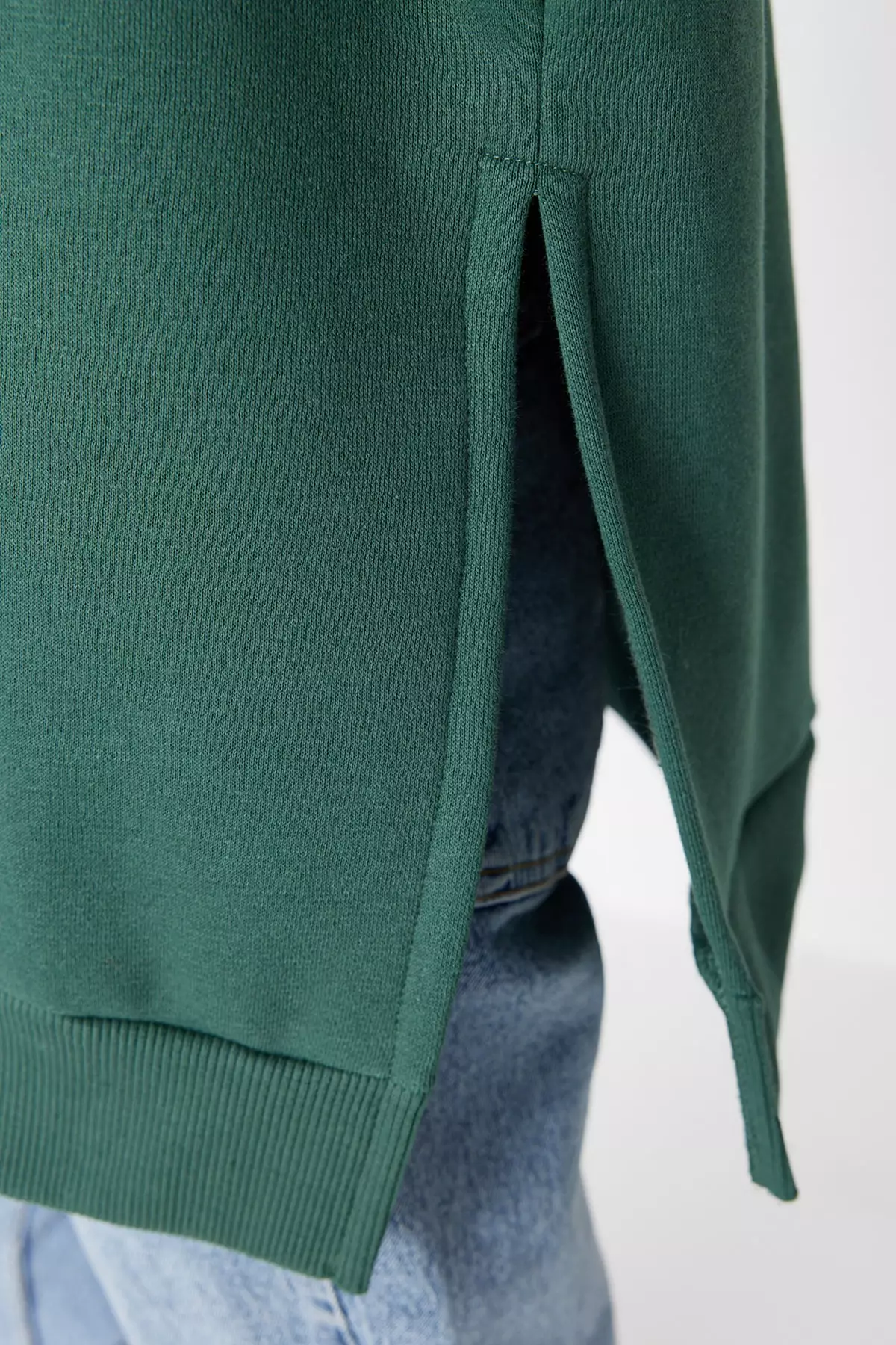 High Low Slit Hem Sweatshirt