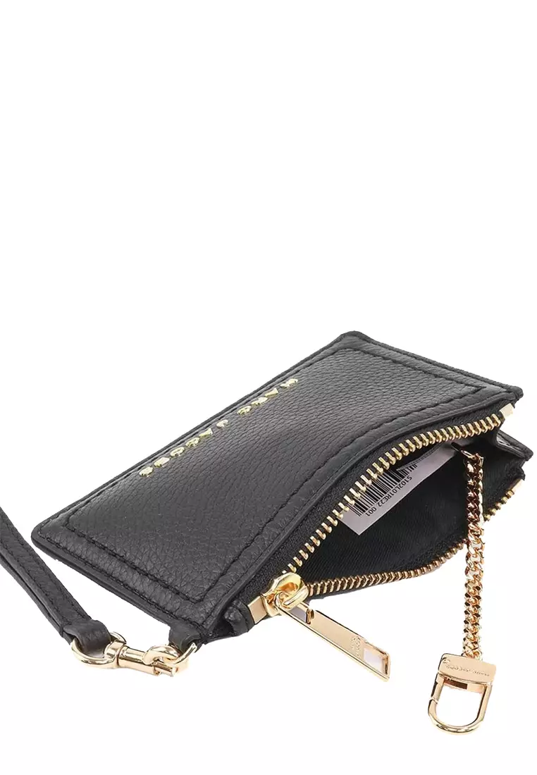 Groove Top Zip Wristlet in Black S102L01RE22