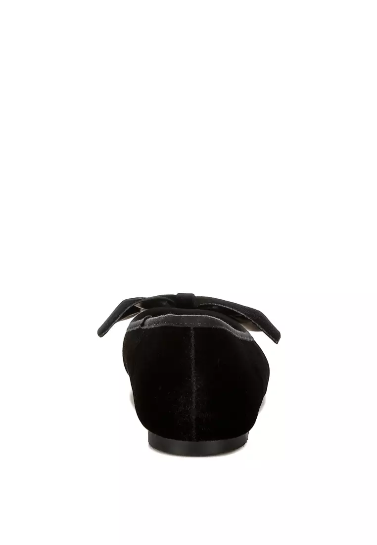 Balerina Busur Beludru Mewah dalam Warna Hitam